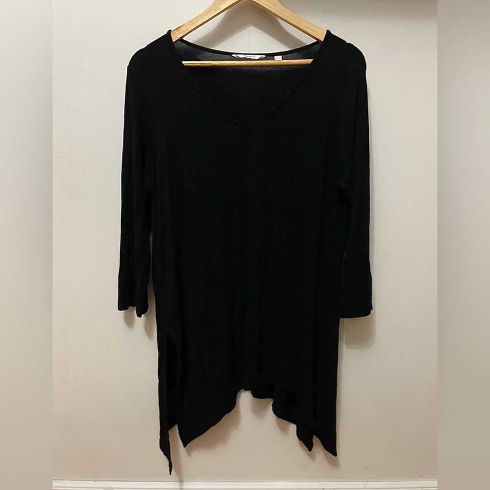 Reitmans tunic style sweater 3/4 sleeve black basic, soft and draping size large